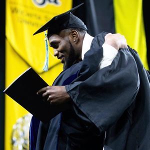 Meet your Posher, Markis